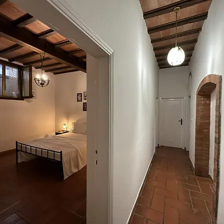 Apartment Classic Florentine Flat *